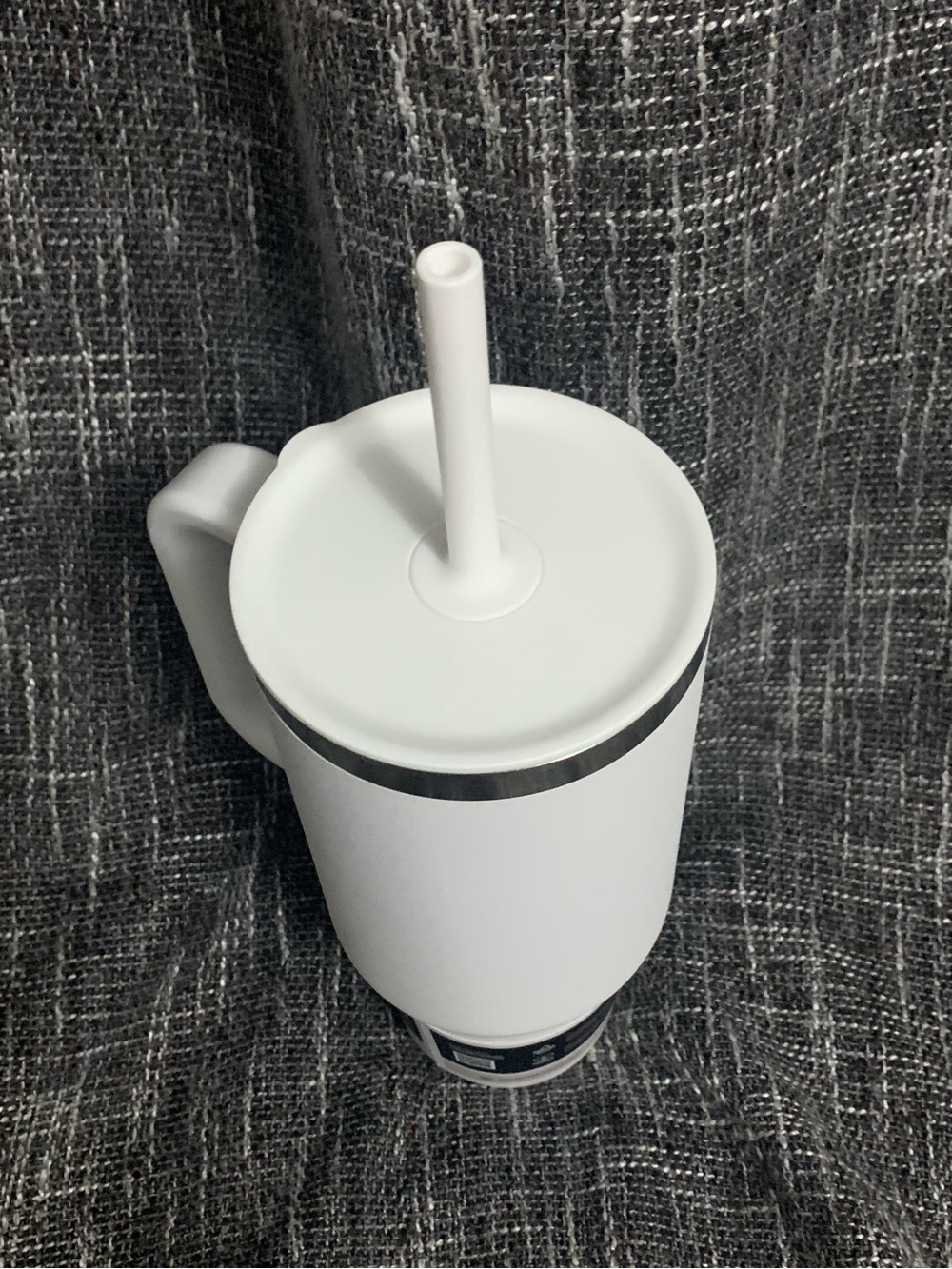 Hydro Flask White Travel Mug with Handle and Straw - Picture 3 of 6